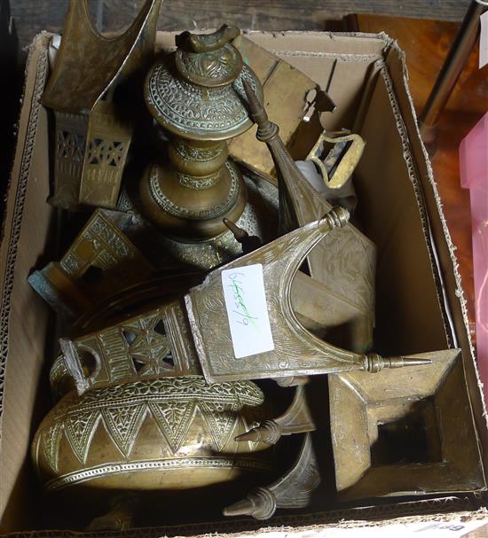 Indonesian Ghendi, Minaugkabau houses etc (5)